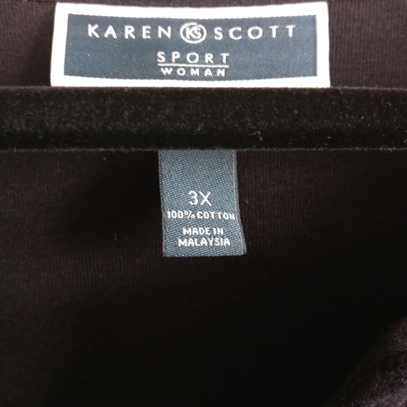 2 Plus Size Women Dresses - Picture 3 of 6